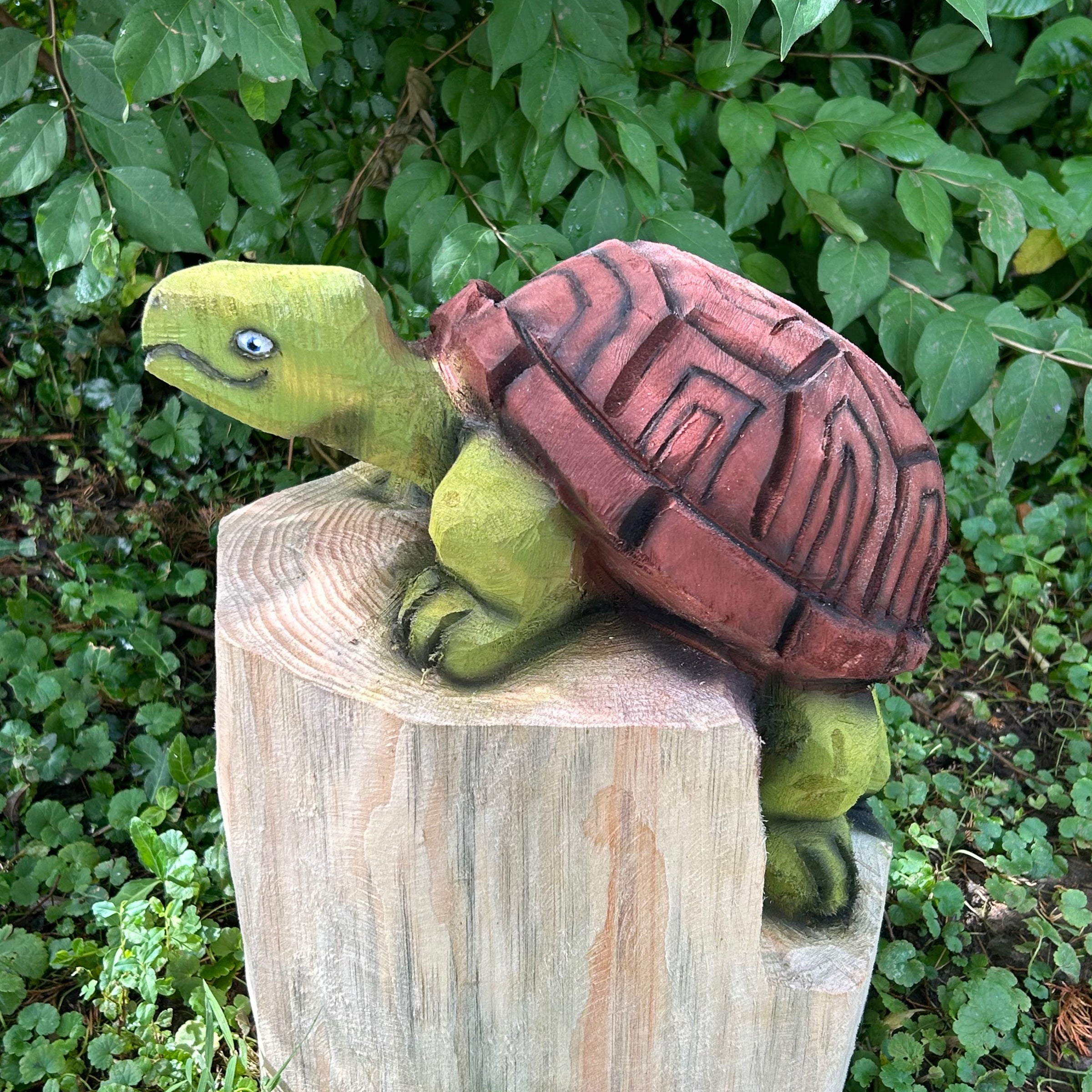 Turtle | Bizzy Beaver Chainsaw Carving